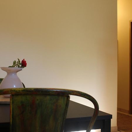 Mas Eva Hotel Mouries Bagian luar foto